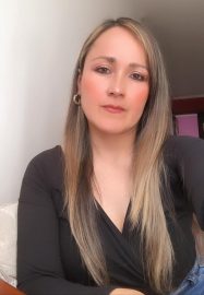 LIC. VERÓNICA LOAIZA